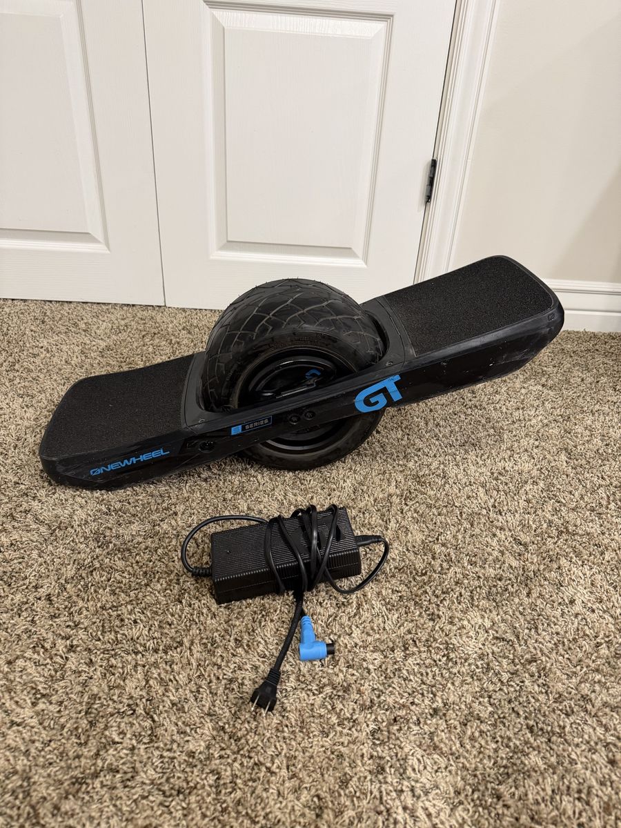 Onewheel GT S Series Electric Skateboard with Charger - Black/Blue