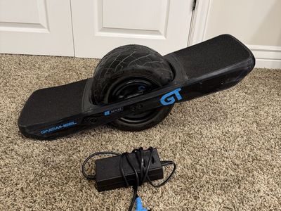 Onewheel GT S Series Electric Skateboard with Charger - Black/Blue