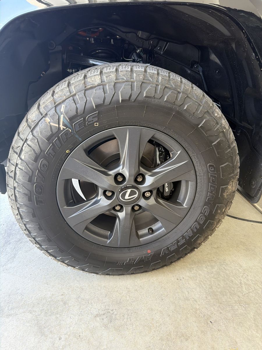 Lexus LX 700 Overtrail Toyo Open Country A/T III 265/70R18 Tires - Set of 5