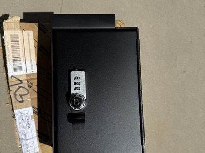 Toyota Tundra Console Safe