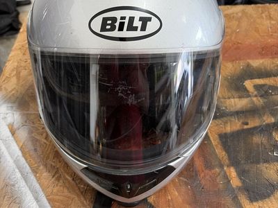 2xl BILT Motorcycle Helmet - Silver Full-Face