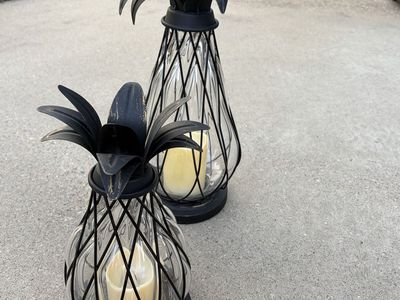 Pineapple Lanterns with Battery LED Candles – Set of 2 (Small & Large)