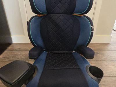 Chicco KidFit Zip Plus High Back & Backless Booster Seat