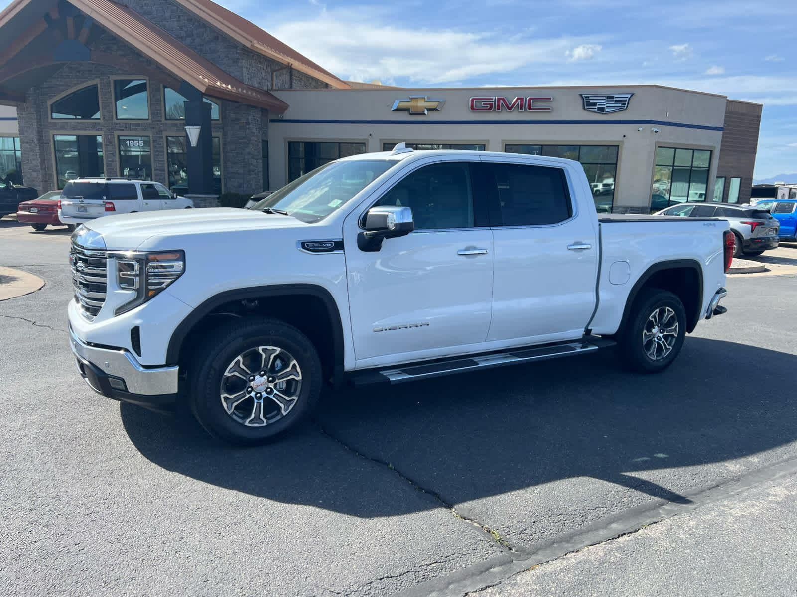 2026 GMC 1500 SLT