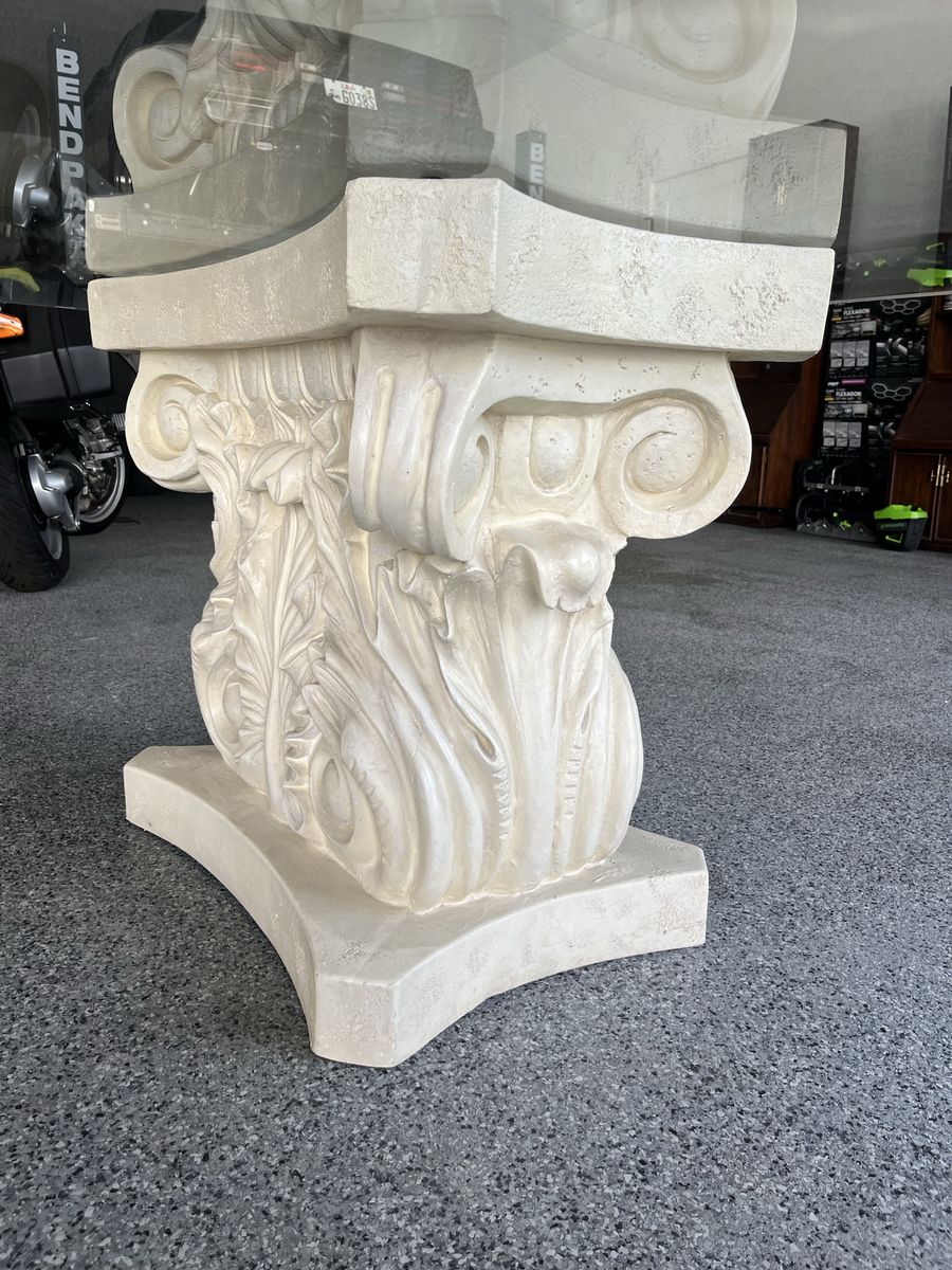 Main image 6