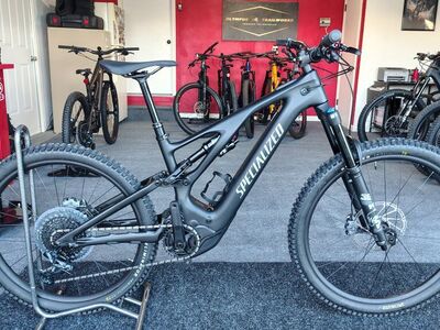 Specialized Turbo Levo Comp Carbon (New)