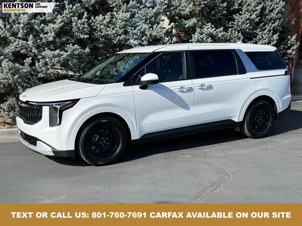 2025 Kia Carnival LXS