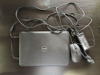 Dell Latitude 3190 Laptop