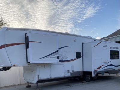 2008 Big Country 5th Wheel