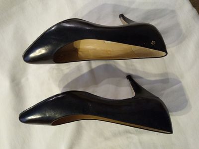 Etienne Aigner Leather Shoes