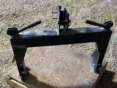 Haul-Master Black 3-point quick Hitch