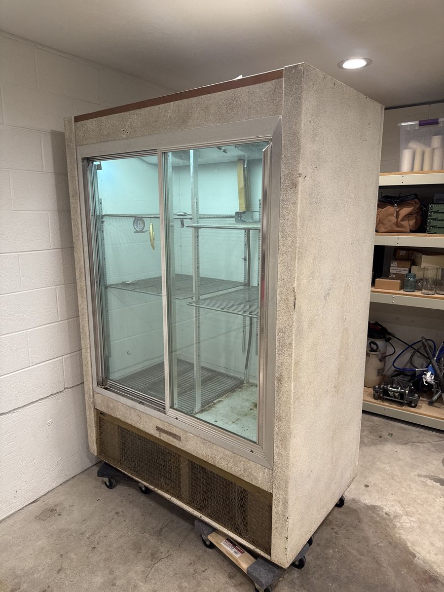 Commercial cooler beverage refrigerator drink fridge merchandiser