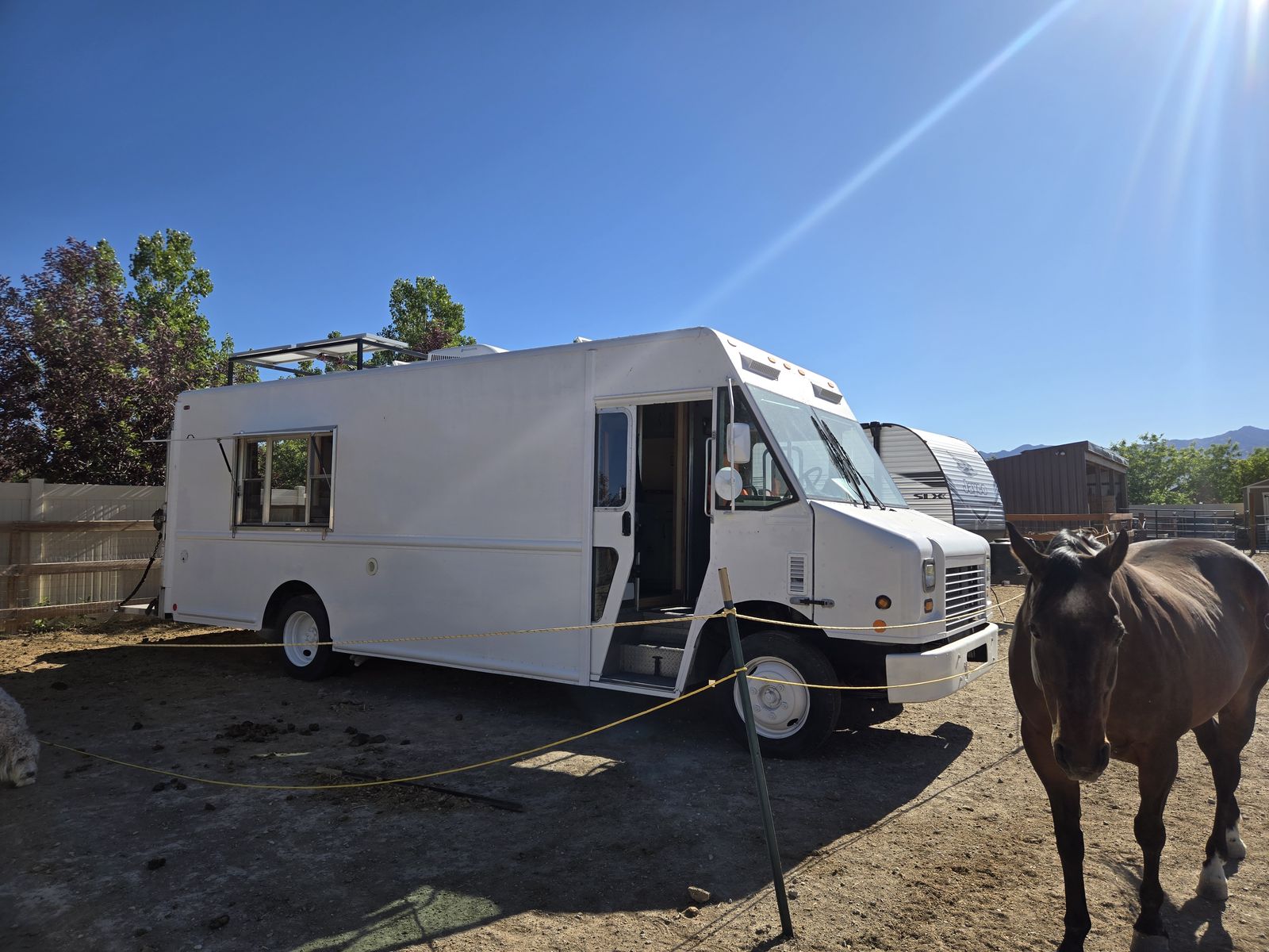 2009 Freightliner MT45 Chassis 