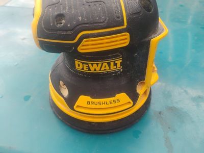 Dewalt XR Brushless Cordless Random Orbit Sander