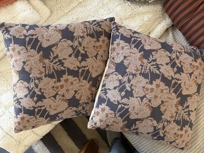 decorative floral throw pillows