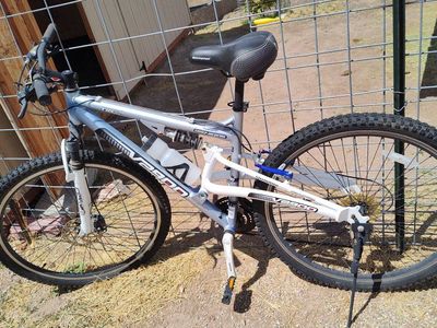 Genesis Titanium V2900 Mountain Bike (29inch)