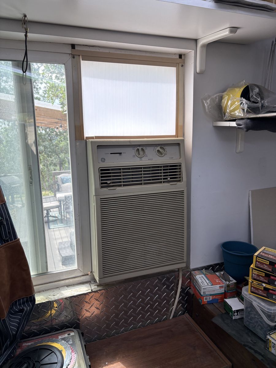 Window Air conditioner 