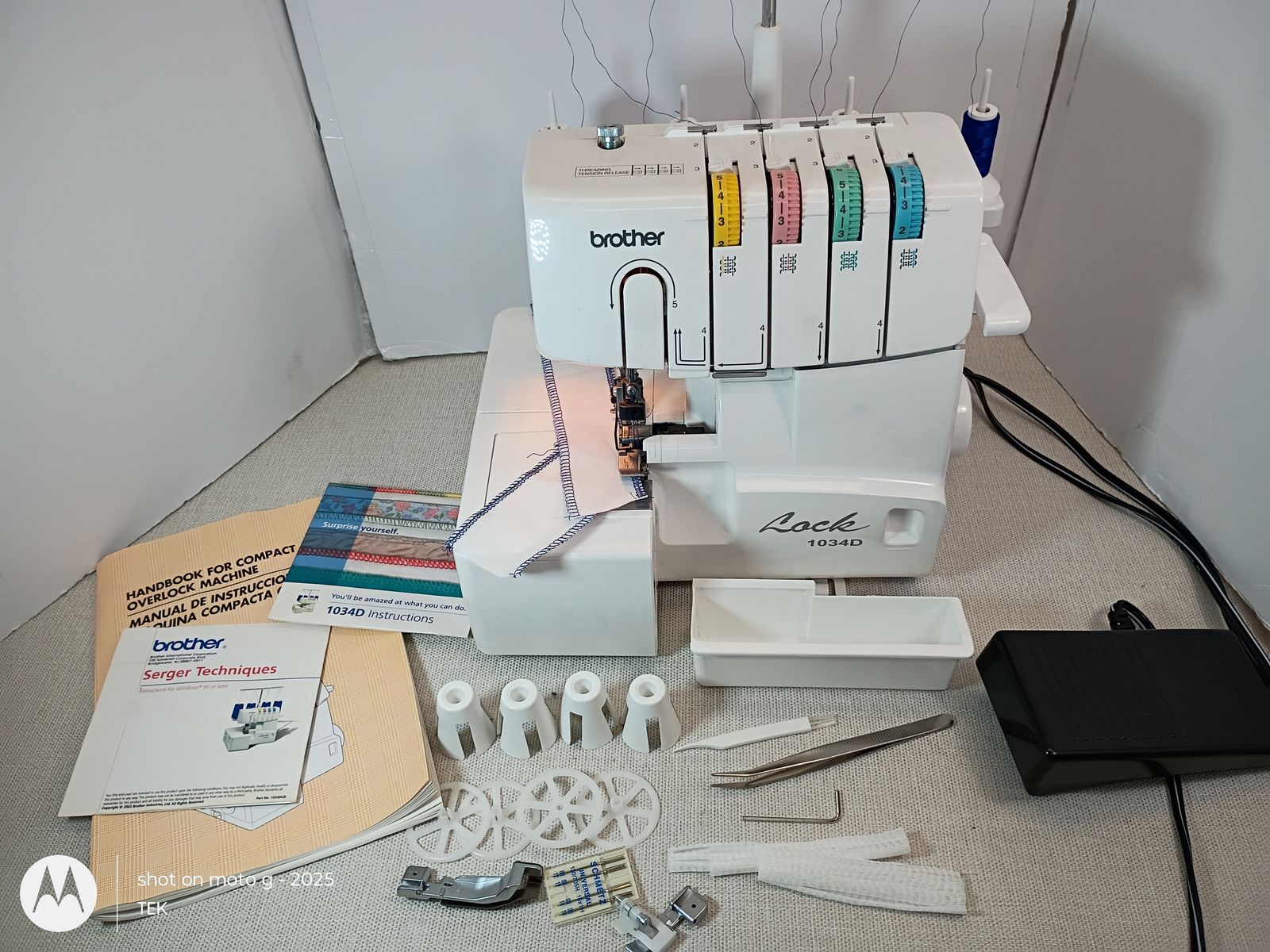 Brother  Lock Serger 1034D Two Needles 4 Thread Working Great