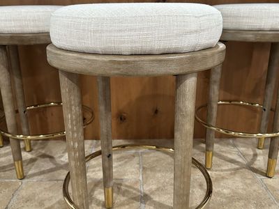 26’’ Rustic Backless Bar Stools with Metal Gold Footrest Counter Height Barstools Set of 4