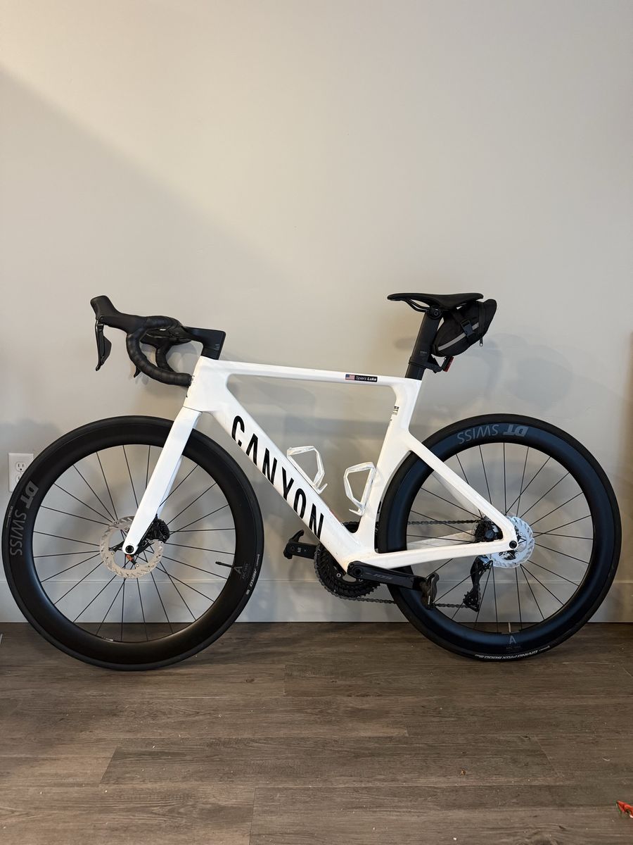 Canyon Aeroad CF SLX 7 Di2 Road Bike