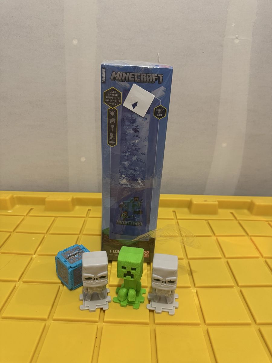 Minecraft Paladone 13 Inch Flow Lamp