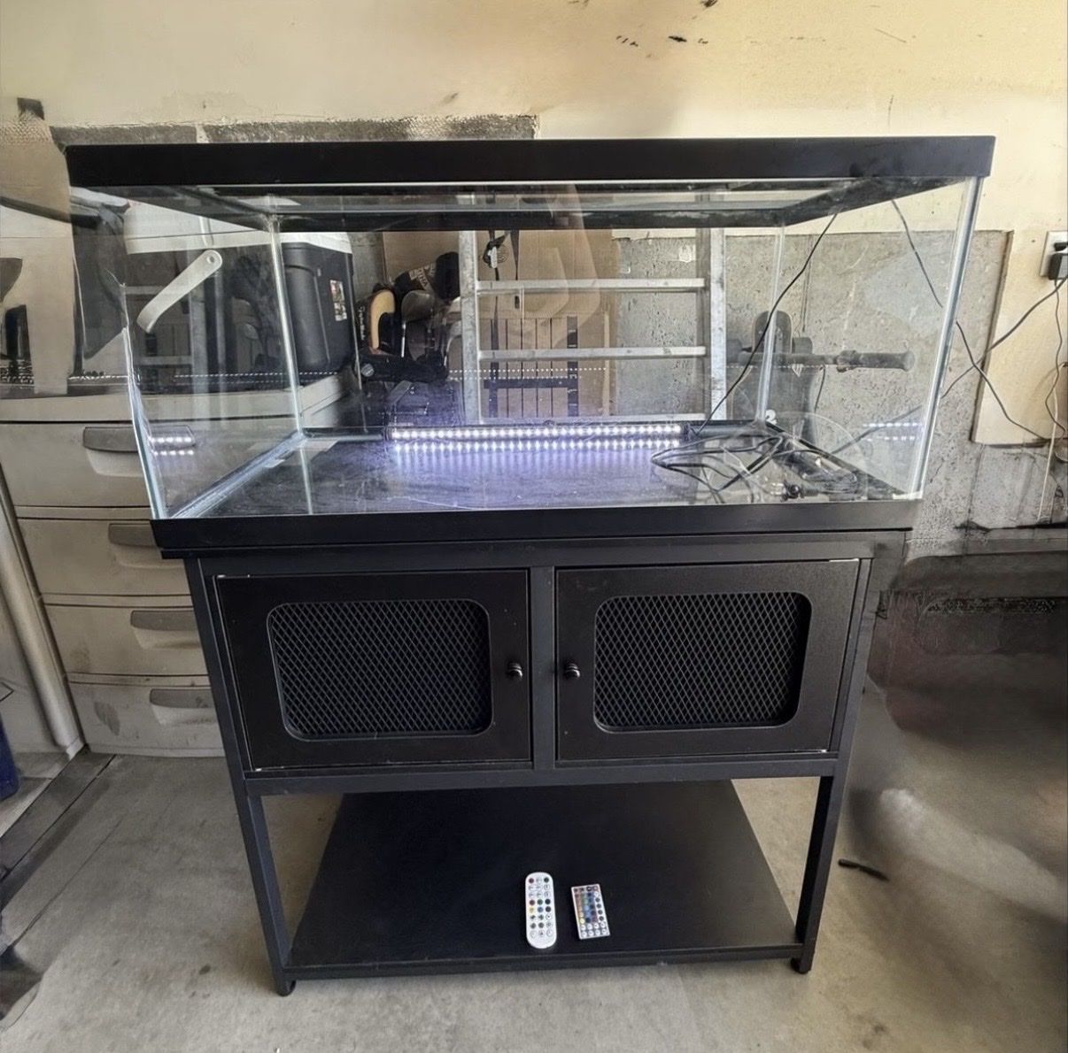 40 Gallon LED Lighted Fish Tank and Lighted Stand