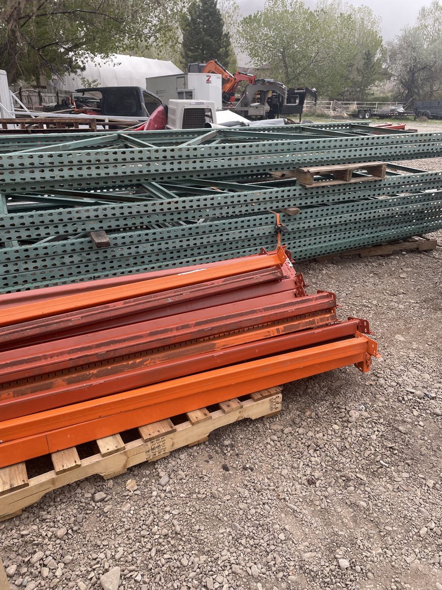 used pallet racking  up rights and load beams