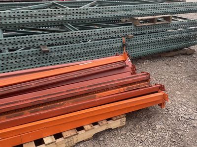 used pallet racking up rights and load beams