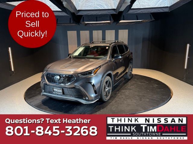 2021 Toyota Highlander XSE