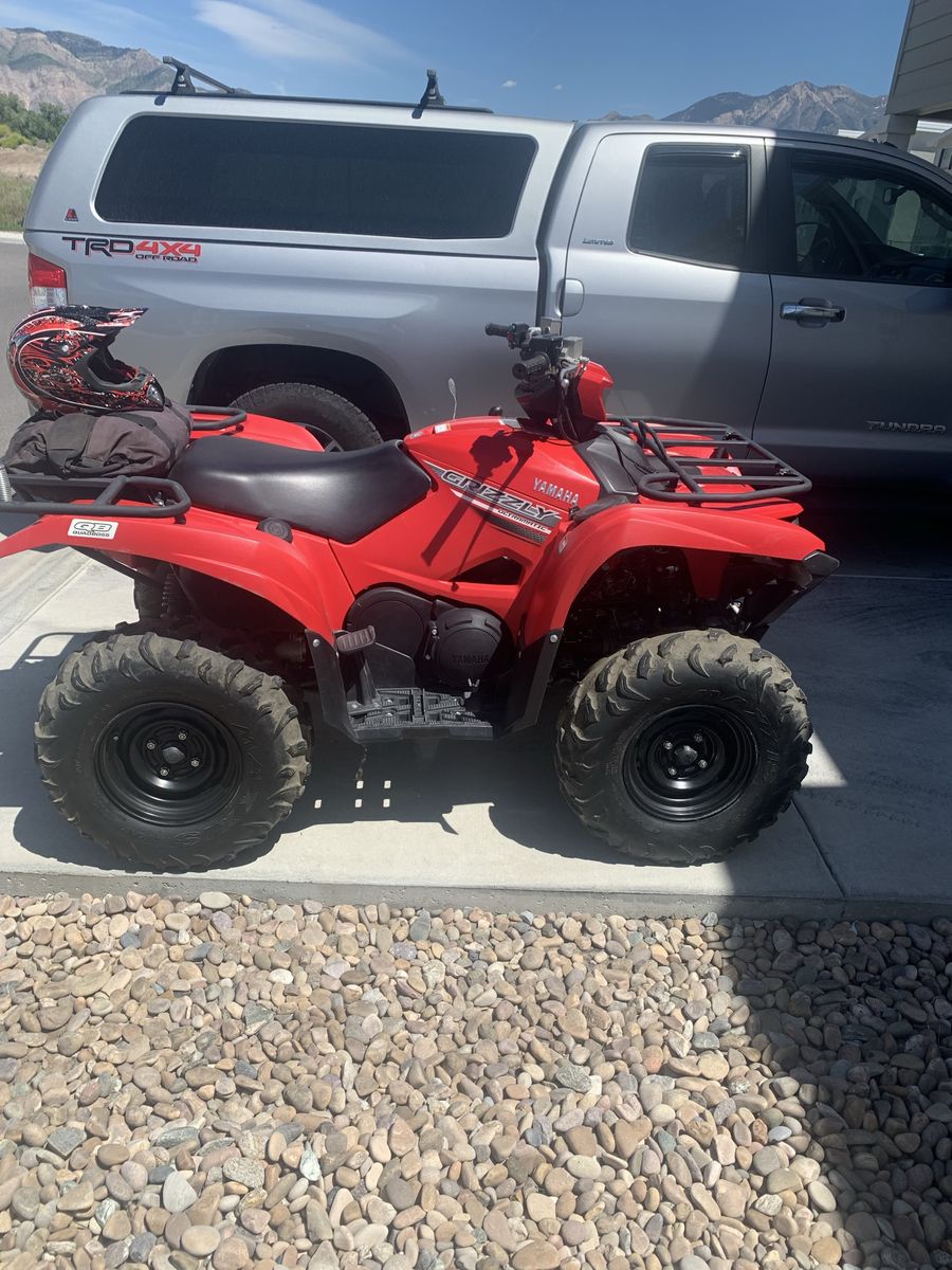 Yamaha Grizzly 700 ATV