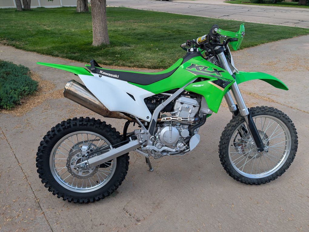 2022 Kawasaki KLX 300R Dirt Bike - Green/White, Great Condition, Off-Road Ready
