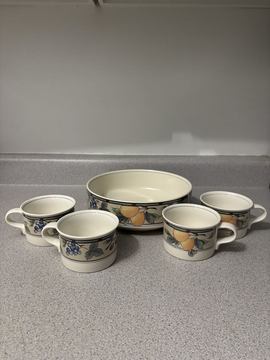 Mikasa Garden Harvest Set