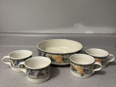 Mikasa Garden Harvest Set