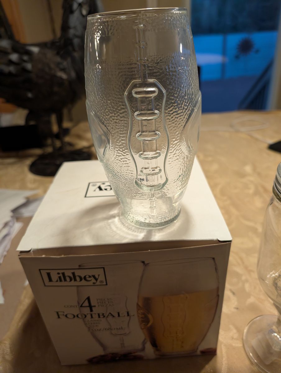 Libbey Football Glass Beer Glasses 23oz Textured Glassware Set of 4