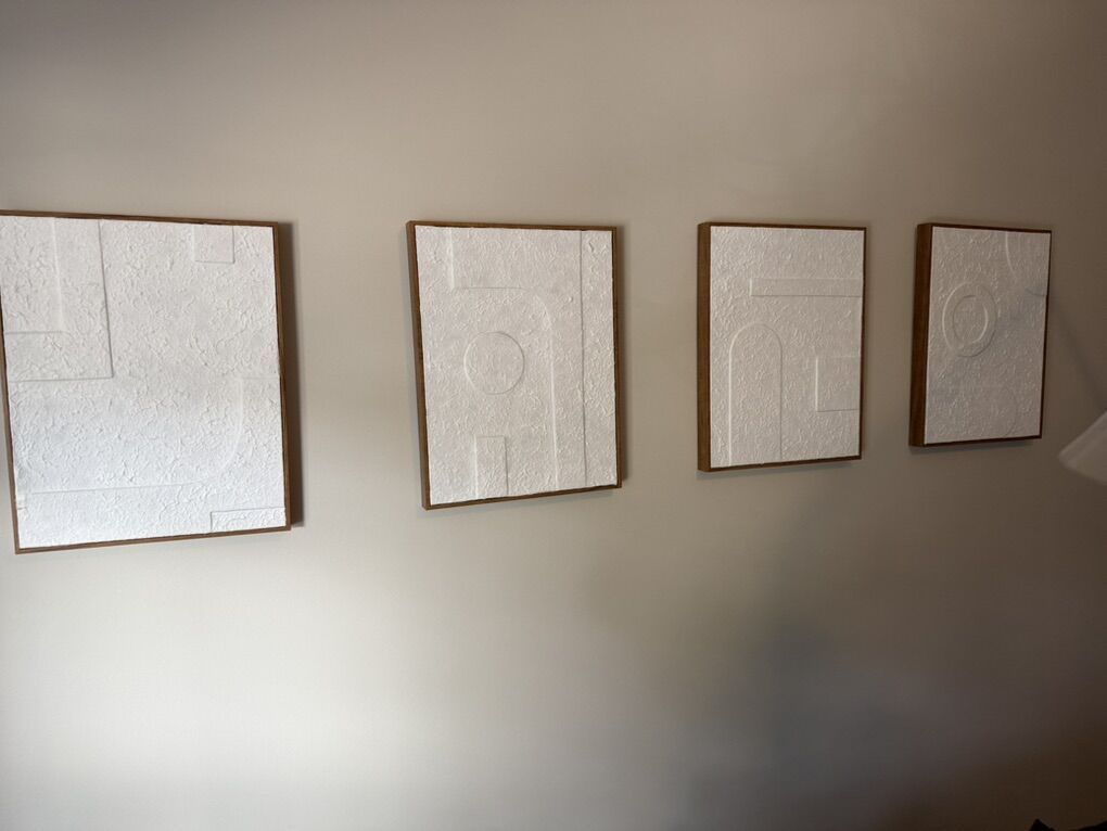 4 Contemporary Pictures