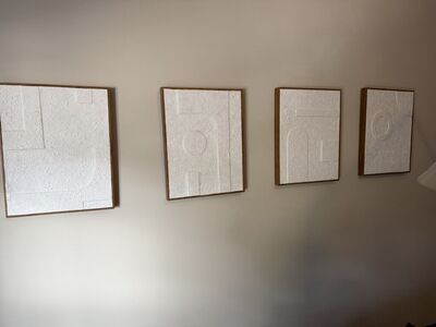 4 Contemporary Pictures