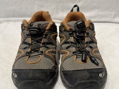 Salomon Toddler Size 13 Beige/Orange, Hiking Shoes
