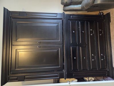 Free Dresser/Entertainment center