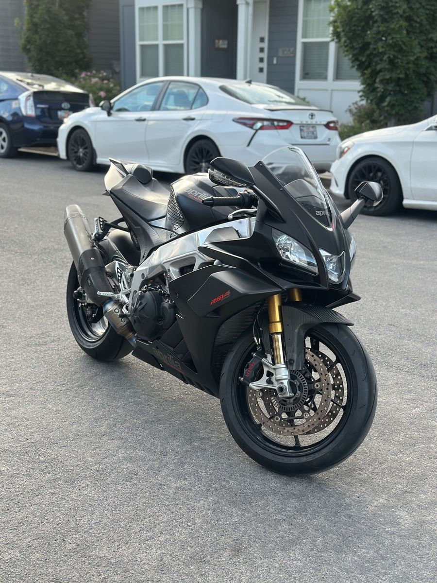 2019 Aprilia RSV4 1100 Factory