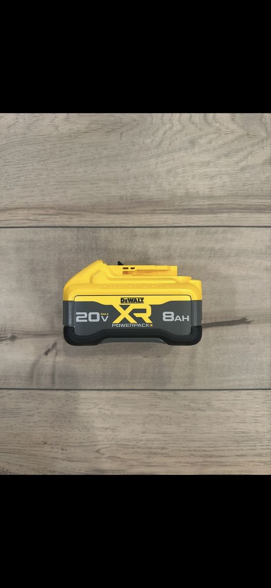 Dewalt 20V MAX XR 8Ah Powerpack Battery