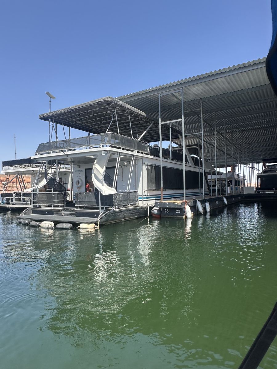 Houseboat Ownership Share Halls Creek Covered Slip