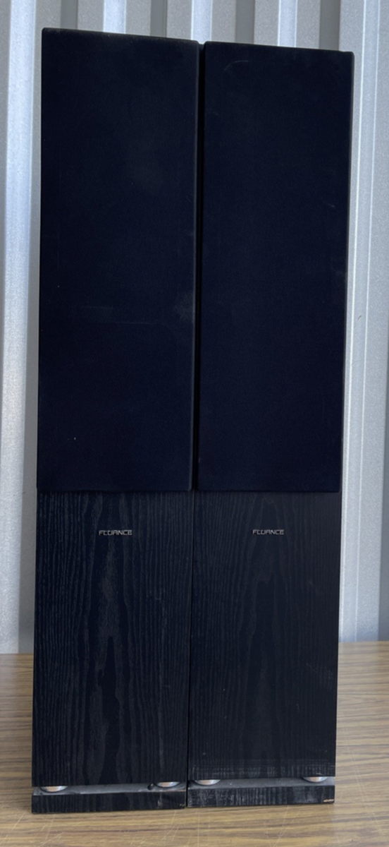 Fluance SXHTBFR Classic Elite Series High Definition Two-way Floor Speakers