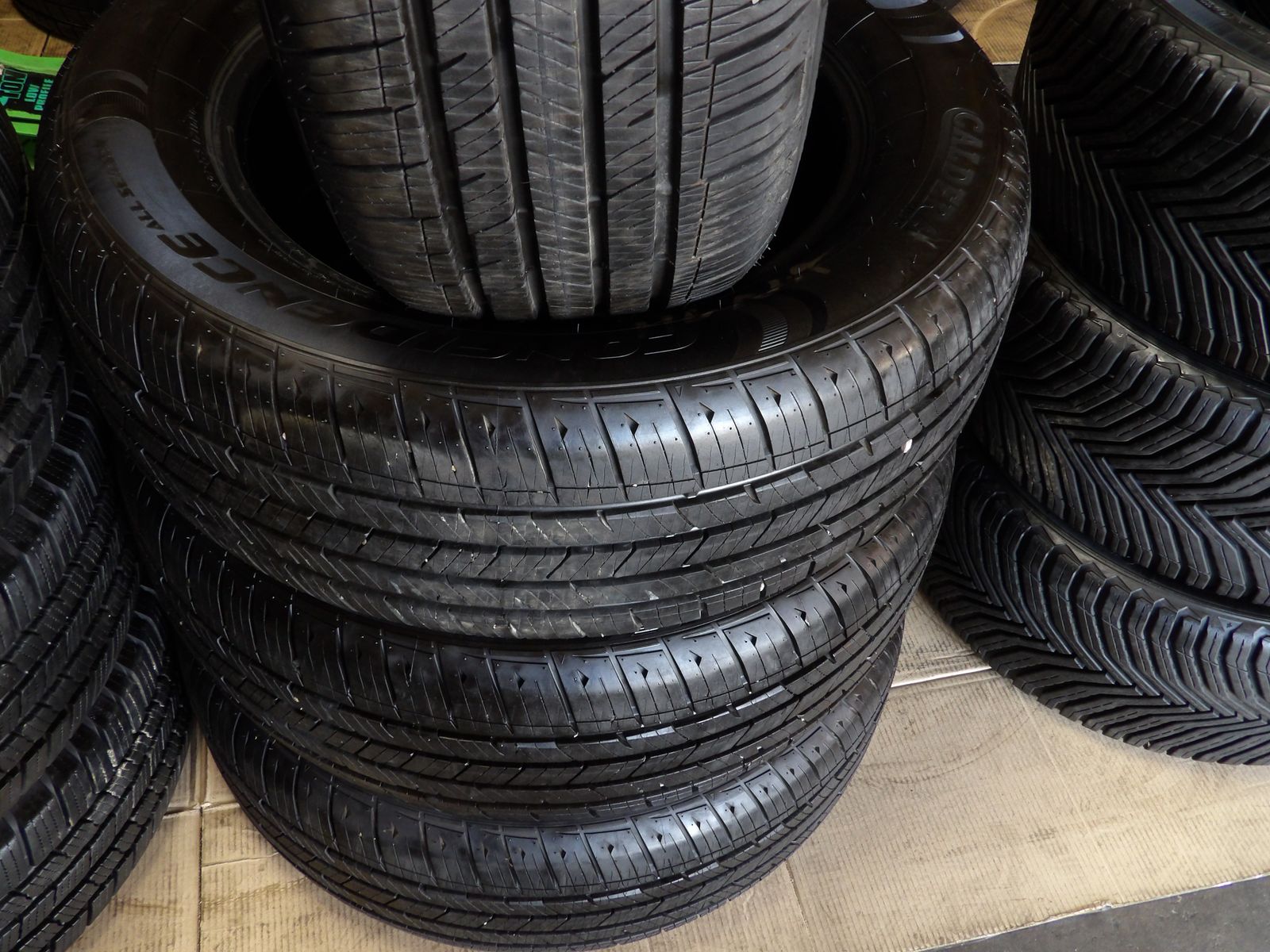 245/60R18 CALDERA CONFIDENCE A/S SET OF USED TIRES