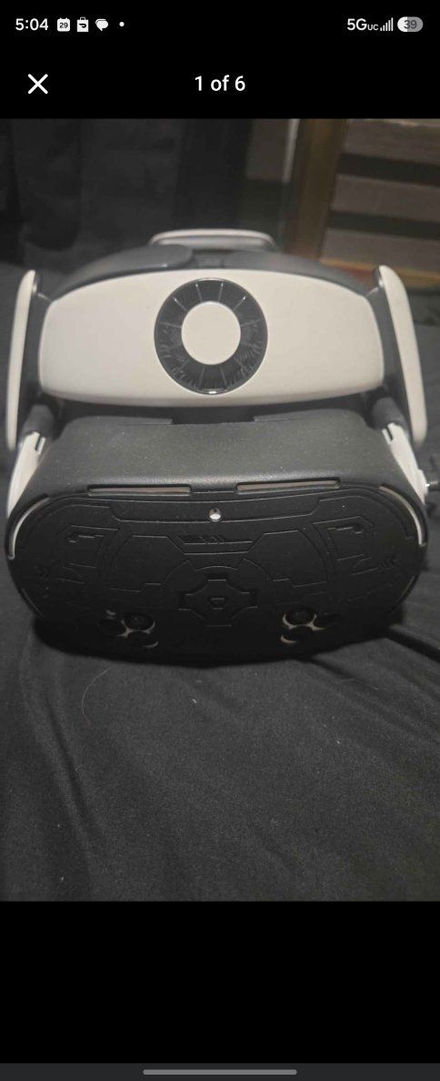 Oculus Quest 3 VR Headset 256gb & Controllers - Used, Excellent Condition, Immersive Gaming. comes with black covers and more