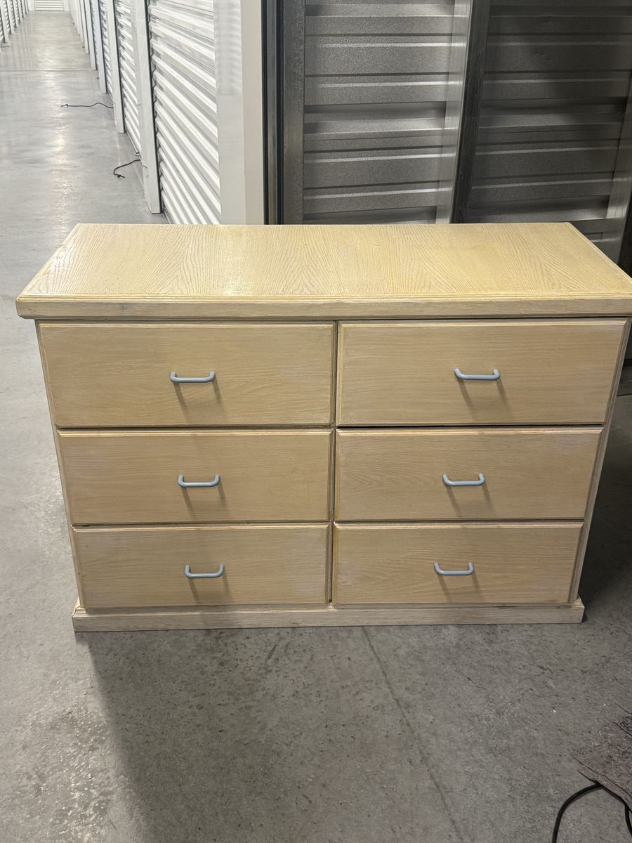 Light Wood Grain 6-Drawer Dresser with Blue Handles