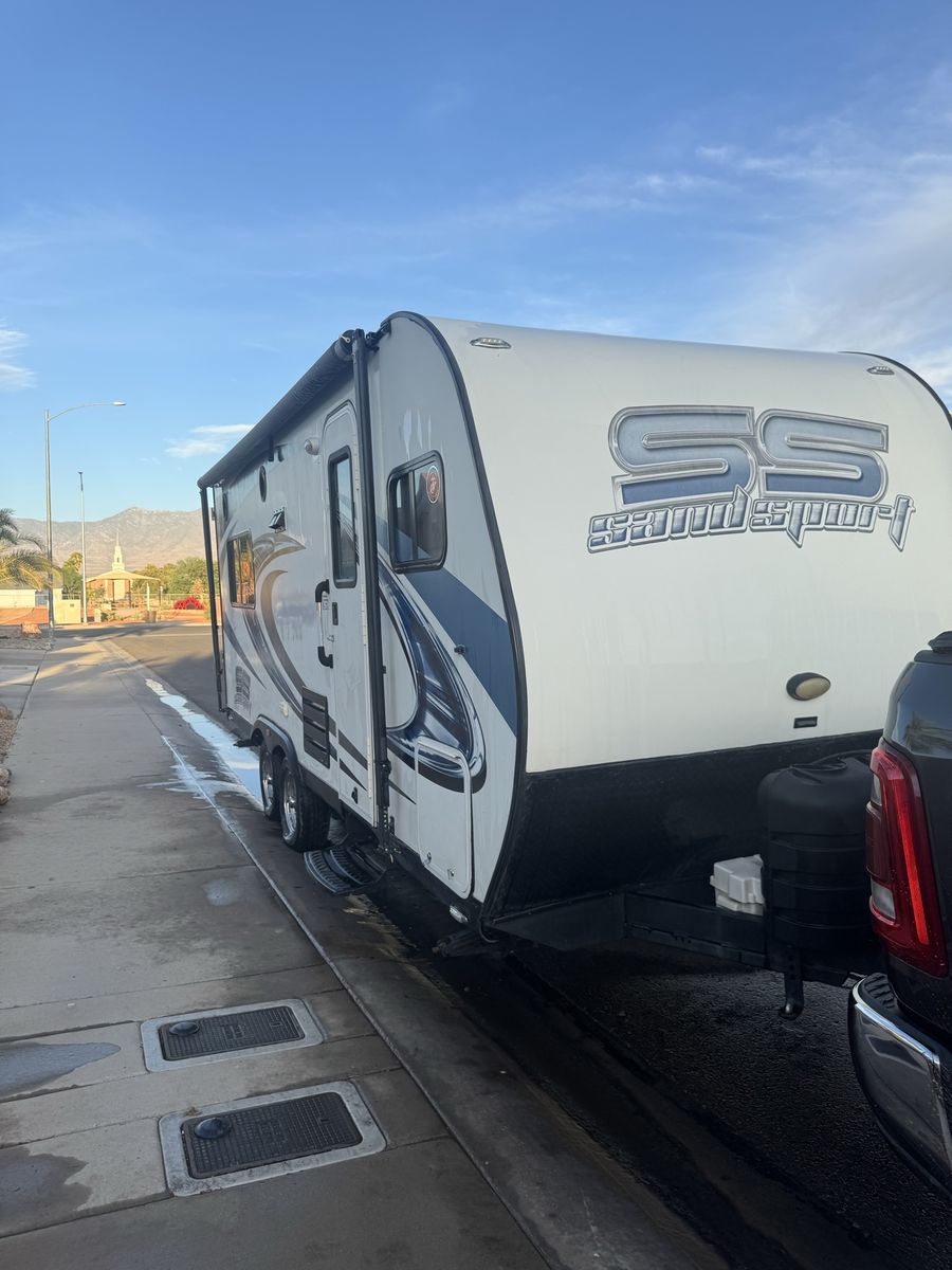 2016 Sand Sport Toy Hauler Travel Trailer SLE