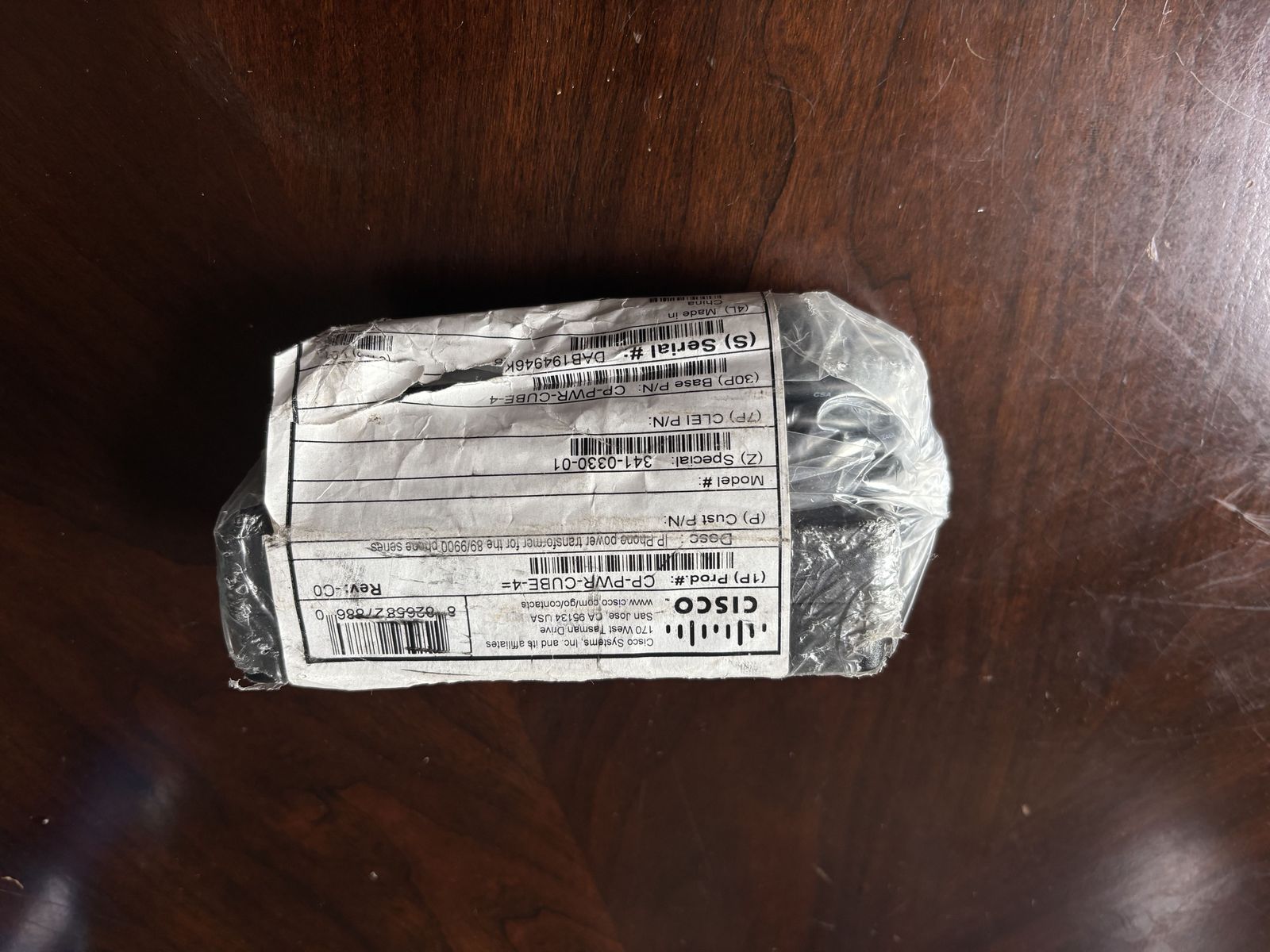 Cisco CP-PWR-CUBE-4 - an IP Phone power transformer/power supply.