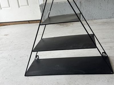 Black Metal 3-Tier Pyramid Display Shelf,