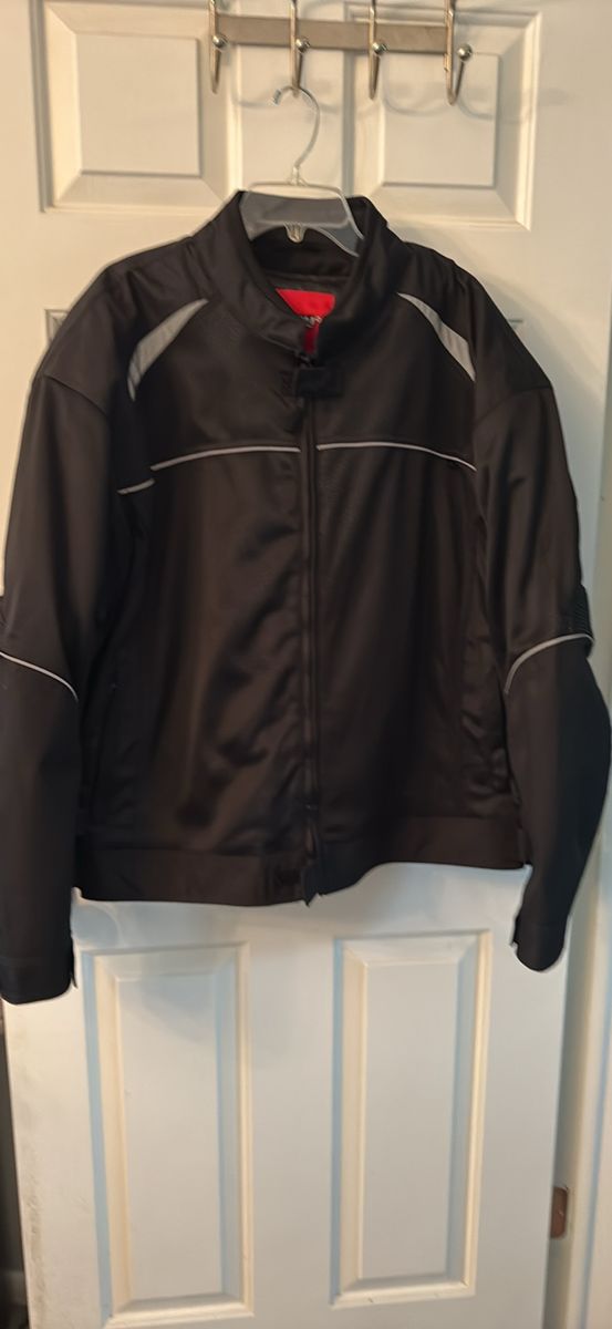 NORU Motorcycle Jacket 3XL Black with Quilted Liner, Reflective Strips, and Pockets with armor