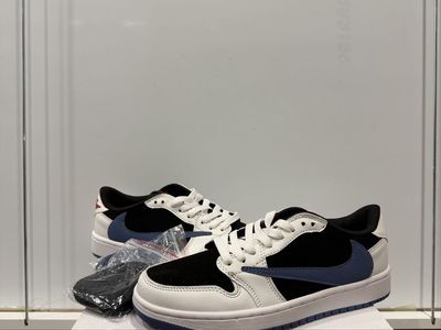 Nike Air Jordan 1 Low Travis Scott Black Jade Size 8 in Women’s